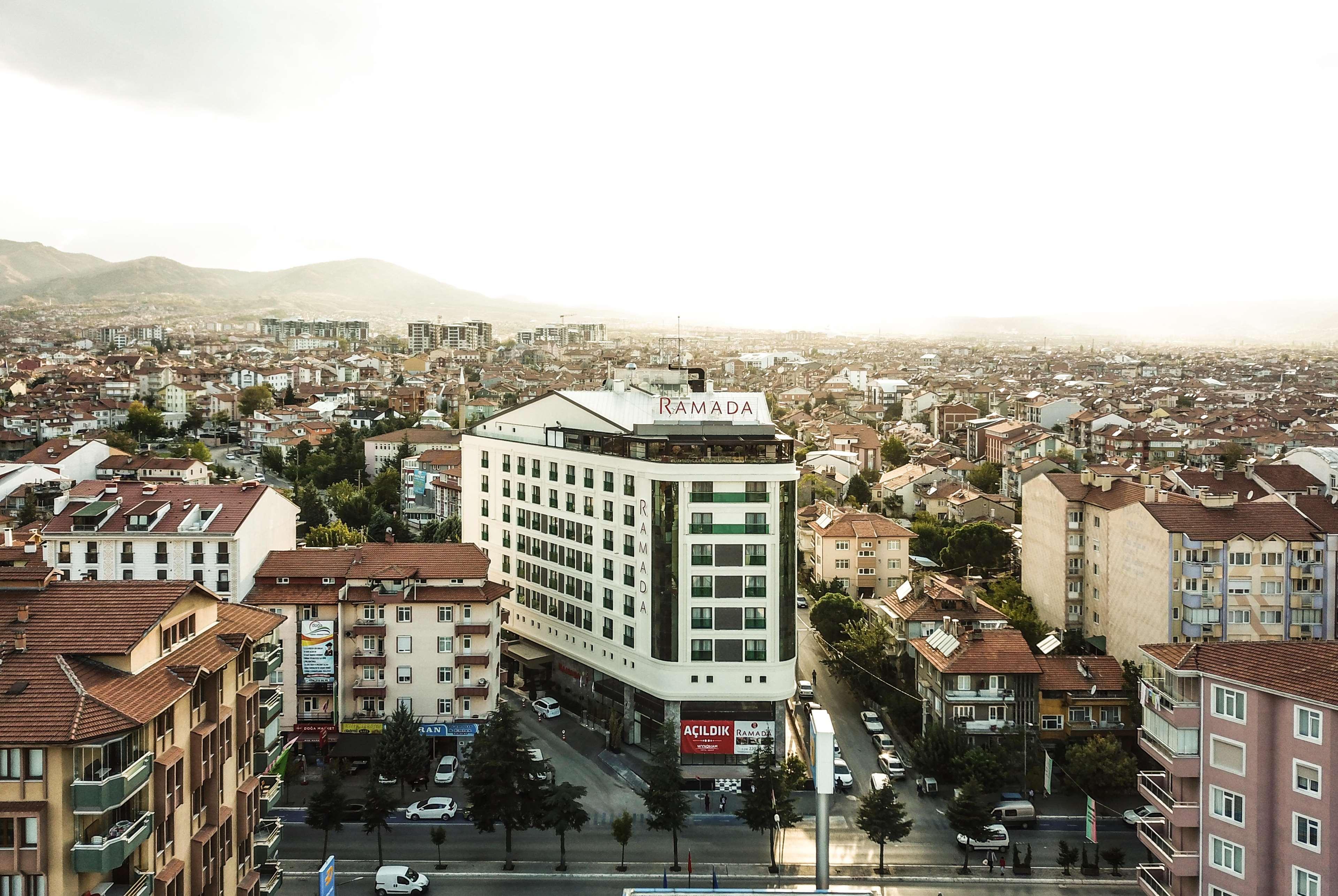 Ramada By Wyndham Isparta Exterior photo