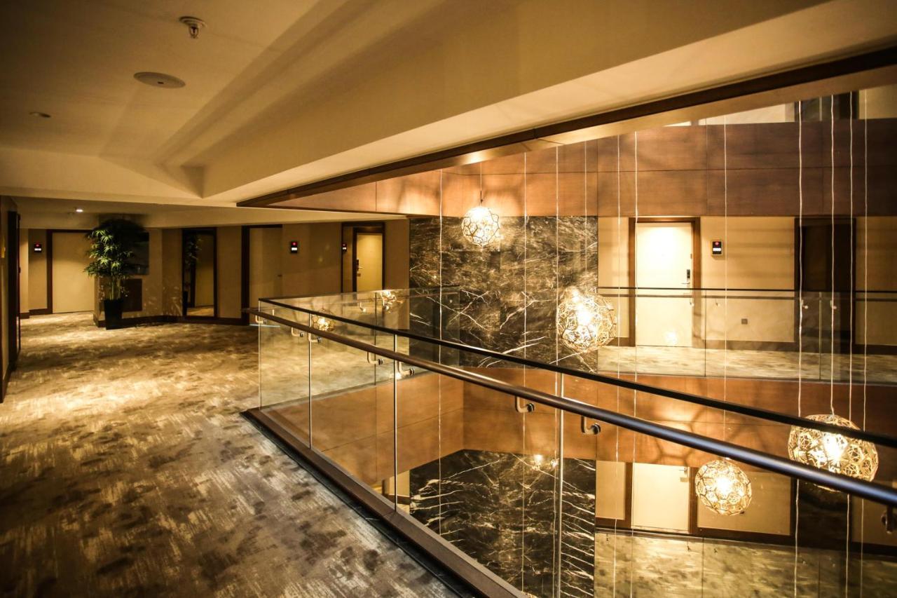 Ramada By Wyndham Isparta Exterior photo