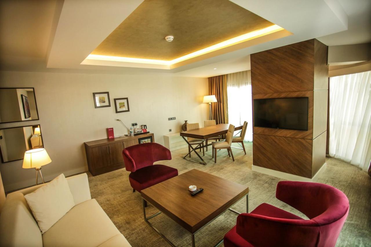 Ramada By Wyndham Isparta Exterior photo